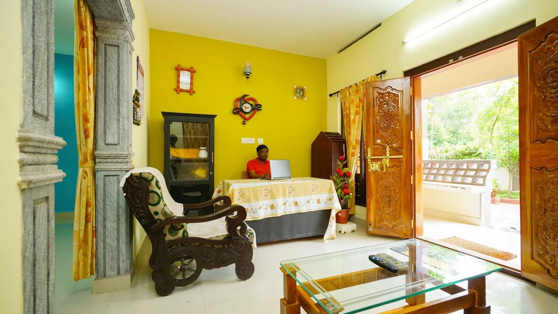 Hotel O Eden Residency Munnar