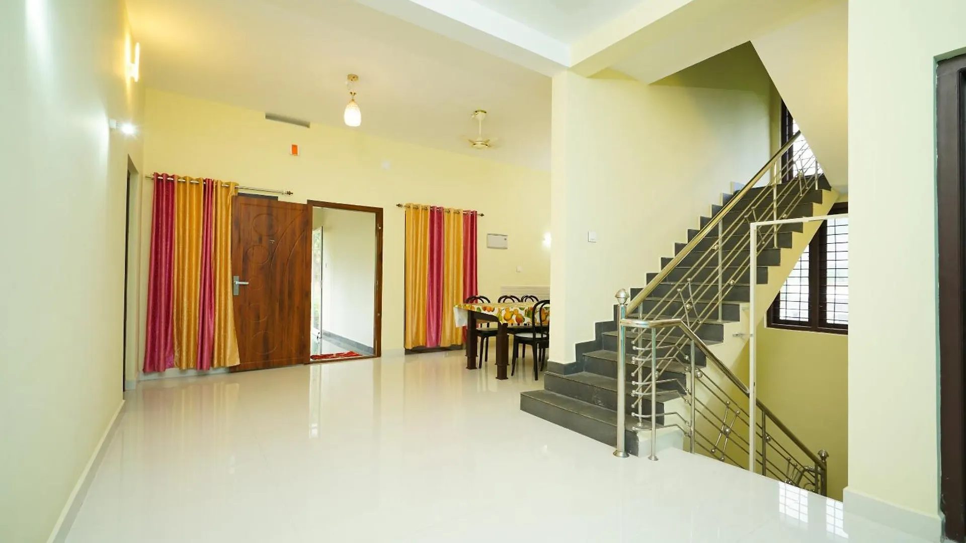 Hotel O Eden Residency Munnar